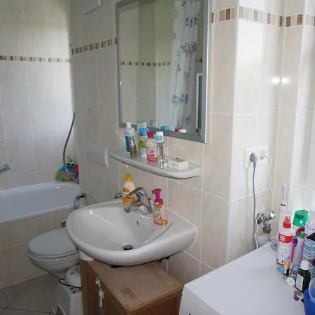 홈스테이 Doppelzimmer Mit Ensuite Bathroom Zur Wiesn *